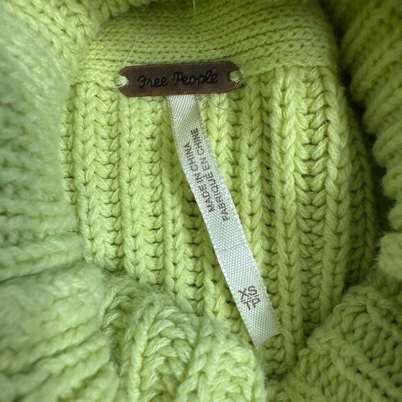 Free People Layer Cake Sweater Ruffle Mock Neck Chunky Knit Key Lime Size XS - Picture 7 of 9